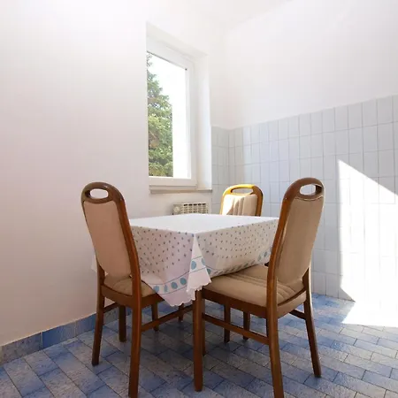 Apartment Fuer 3 Personen Ca 34 Qm In Pjescana Uvala, Istrien Istrische Riviera *