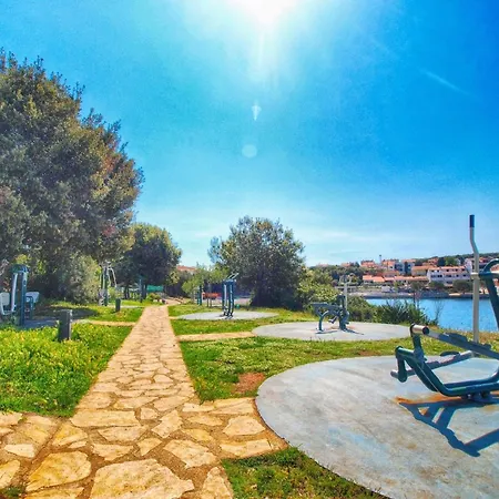 Apartment Fuer 3 Personen Ca 34 Qm In Pjescana Uvala, Istrien Istrische Riviera Pjescana Uvala